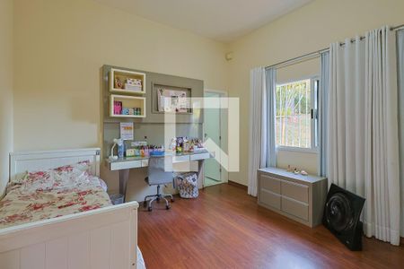 Casa de condomínio à venda com 560m², 5 quartos e 6 vagasSuíte 2