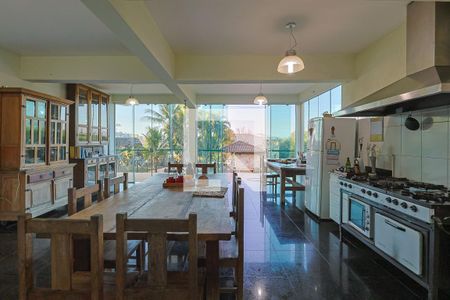 Casa de condomínio à venda com 560m², 5 quartos e 6 vagasCozinha/Copa