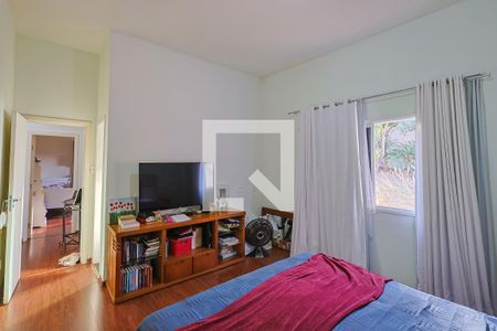 Casa de condomínio à venda com 560m², 5 quartos e 6 vagasSuíte 1