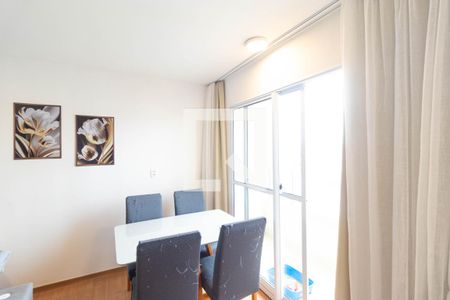 Sala de apartamento à venda com 2 quartos, 55m² em Jardim Nova Europa, Campinas