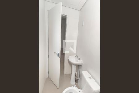 Casa para alugar com 98m², 2 quartos e 1 vaga Casa para alugar com 98m², 2 quartos e 1 vagaBanheiro