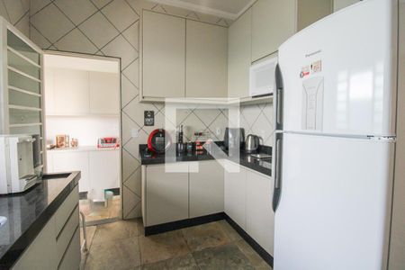 Casa à venda com 230m², 3 quartos e 3 vagas Casa à venda com 230m², 3 quartos e 3 vagasCozinha