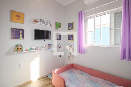 Casa à venda com 230m², 3 quartos e 3 vagas Casa à venda com 230m², 3 quartos e 3 vagasQuarto