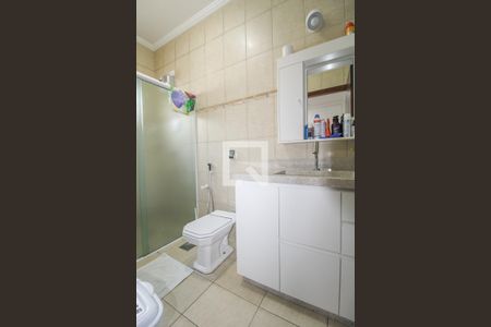 Casa à venda com 230m², 3 quartos e 3 vagas Casa à venda com 230m², 3 quartos e 3 vagasBanheiro Suíte