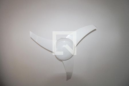 Casa à venda com 230m², 3 quartos e 3 vagas Casa à venda com 230m², 3 quartos e 3 vagasQuarto 2