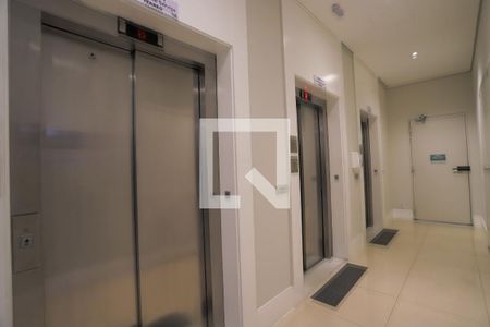 Apartamento à venda com 65m², 2 quartos e 1 vagaÁrea comum
