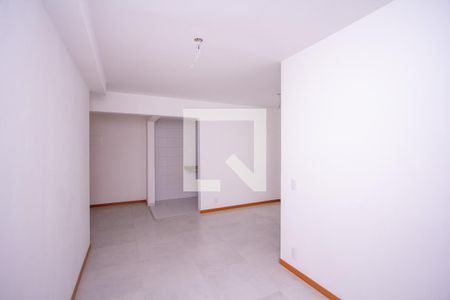 Sala de apartamento para alugar com 3 quartos, 76m² em Mutondo, São Gonçalo