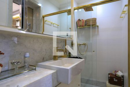 Apartamento à venda com 200m², 4 quartos e 2 vagasBanheiro Suíte 