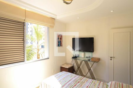 Apartamento à venda com 200m², 4 quartos e 2 vagasQuarto 3