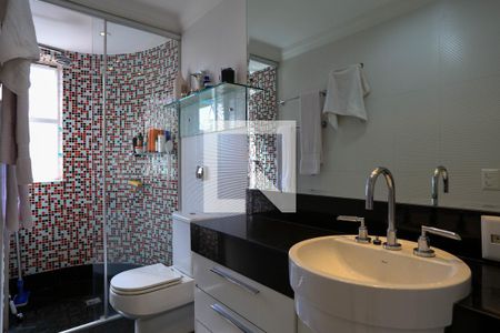 Apartamento à venda com 200m², 4 quartos e 2 vagasBanheiro social 