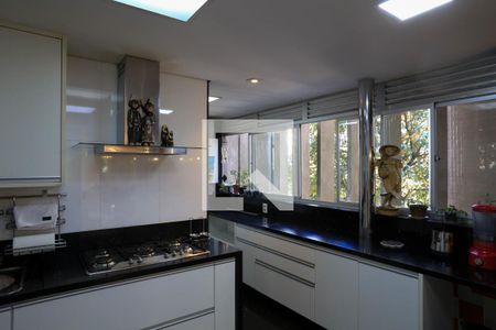 Apartamento à venda com 200m², 4 quartos e 2 vagasLavanderia 