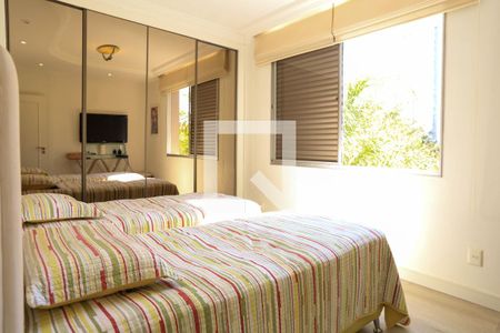 Apartamento à venda com 200m², 4 quartos e 2 vagasQuarto 3