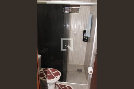 Casa à venda com 187m², 6 quartos e 3 vagasBanheiro