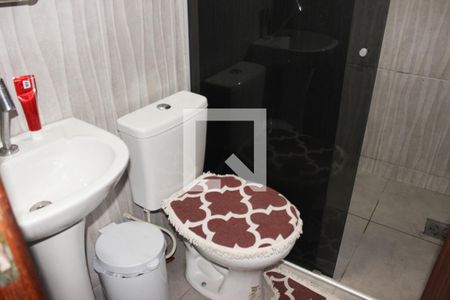 Casa à venda com 187m², 6 quartos e 3 vagasBanheiro