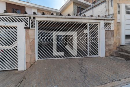 Casa à venda com 139m², 3 quartos e 2 vagasFachada