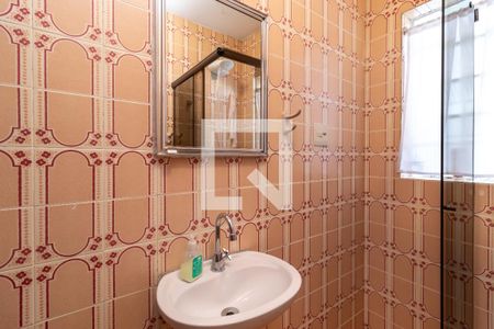 Casa à venda com 139m², 3 quartos e 2 vagasBanheiro da Suíte