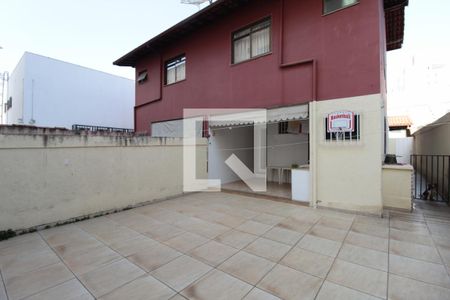 Casa à venda com 250m², 3 quartos e 3 vagasÁrea Externa
