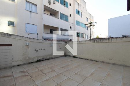 Casa à venda com 250m², 3 quartos e 3 vagasÁrea Externa