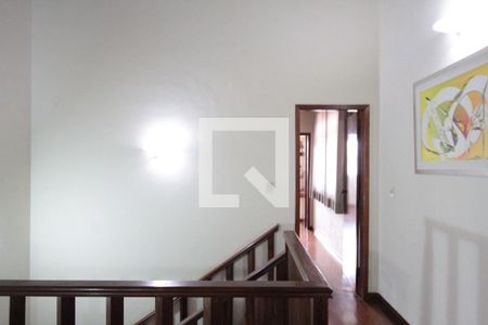 Casa à venda com 250m², 3 quartos e 3 vagasSala de TV