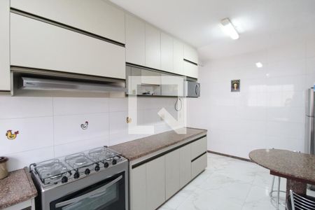 Casa à venda com 250m², 3 quartos e 3 vagasCozinha
