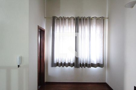 Casa à venda com 250m², 3 quartos e 3 vagasSala de TV