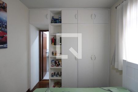 Casa à venda com 250m², 3 quartos e 3 vagasSuíte 2