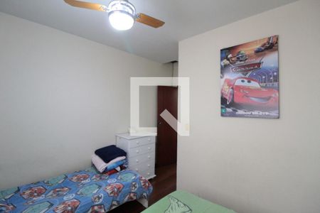 Casa à venda com 250m², 3 quartos e 3 vagasSuíte 2