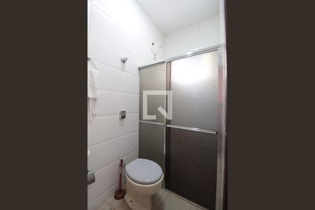 Casa à venda com 250m², 3 quartos e 3 vagasBanheiro de Serviço