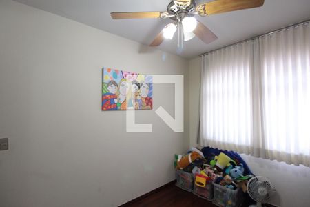 Casa à venda com 250m², 3 quartos e 3 vagasQuarto