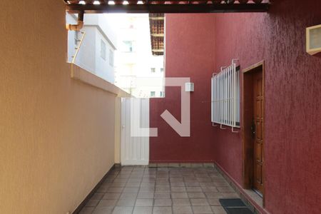 Casa à venda com 250m², 3 quartos e 3 vagasGaragem