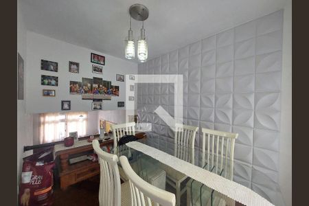 Casa de condomínio à venda com 263m², 2 quartos e 2 vagas Casa de condomínio à venda com 263m², 2 quartos e 2 vagasSala de Jantar