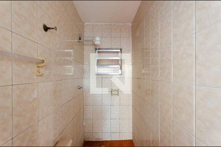 Casa à venda com 120m², 2 quartos e sem vaga Casa à venda com 120m², 2 quartos e sem vagaBanheiro