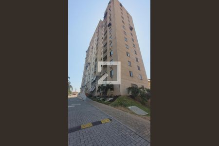 Apartamento à venda com 48m², 2 quartos e 1 vaga Apartamento à venda com 48m², 2 quartos e 1 vagaFachada do bloco