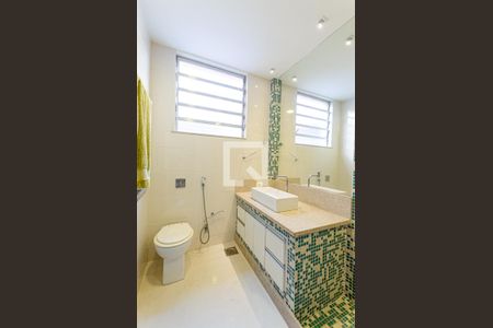 Apartamento à venda com 71m², 2 quartos e sem vaga Apartamento à venda com 71m², 2 quartos e sem vagaBanheiro