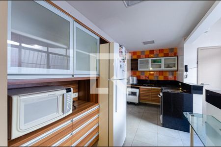 Apartamento à venda com 71m², 2 quartos e sem vaga Apartamento à venda com 71m², 2 quartos e sem vagaCozinha