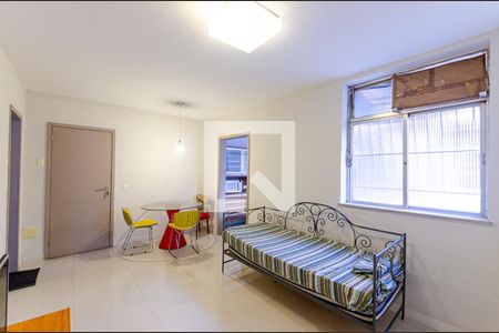 Sala de apartamento à venda com 2 quartos, 71m² em Ingá, Niterói