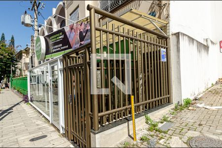 Apartamento à venda com 71m², 2 quartos e sem vaga Apartamento à venda com 71m², 2 quartos e sem vagaEntrada