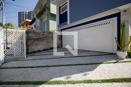 Casa à venda com 450m², 3 quartos e 4 vagasQuintal