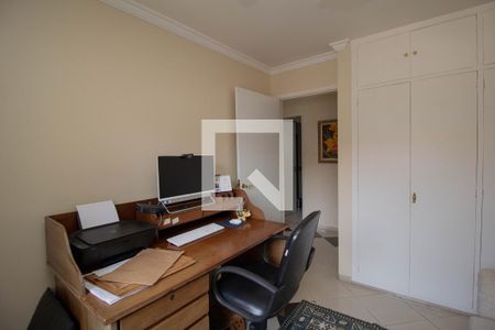 Casa à venda com 450m², 3 quartos e 4 vagasQuarto 1