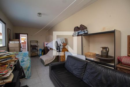 Casa à venda com 450m², 3 quartos e 4 vagasQuarto de Serviço 2