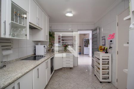 Casa à venda com 450m², 3 quartos e 4 vagasCozinha