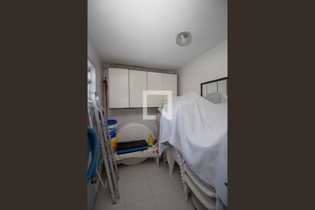 Casa à venda com 450m², 3 quartos e 4 vagasQuarto de Serviço