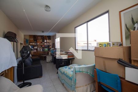 Casa à venda com 450m², 3 quartos e 4 vagasQuarto de Serviço 2