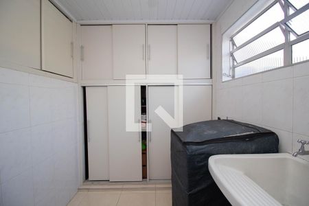 Casa à venda com 450m², 3 quartos e 4 vagasÁrea de Serviço