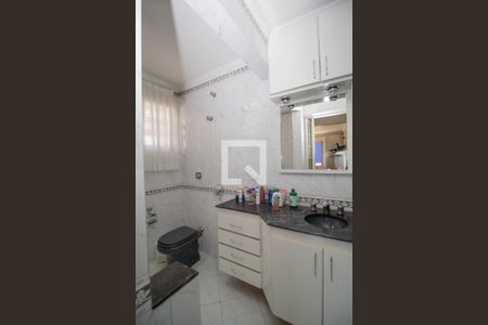 Casa à venda com 450m², 3 quartos e 4 vagasBanheiro da Suíte