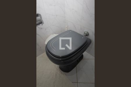 Casa à venda com 450m², 3 quartos e 4 vagasBanheiro da Suíte