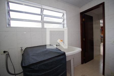 Casa à venda com 450m², 3 quartos e 4 vagasÁrea de Serviço