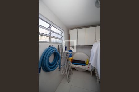 Casa à venda com 450m², 3 quartos e 4 vagasQuarto de Serviço