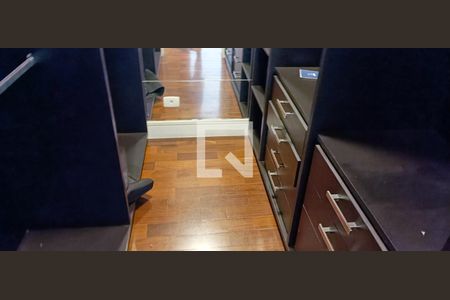 Apartamento à venda com 239m², 3 quartos e 4 vagasCloset da Suíte 3