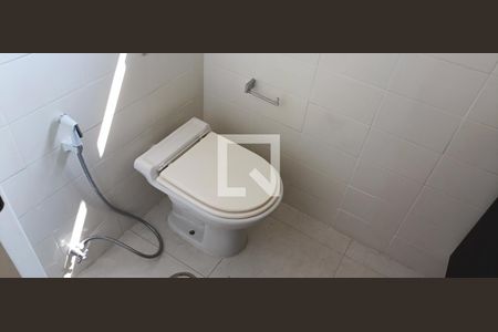 Apartamento à venda com 239m², 3 quartos e 4 vagasBanheiro da Suíte 2